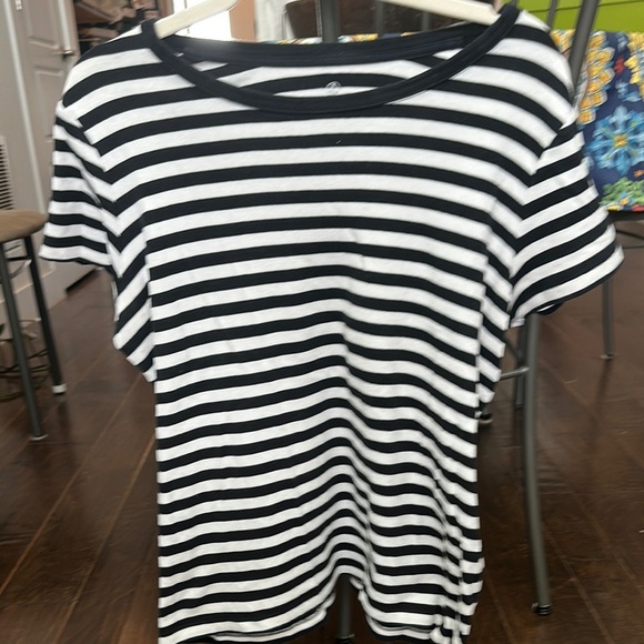 Lands' End Black and White Fitted Short Sleeve Tee - Picture 1 of 4